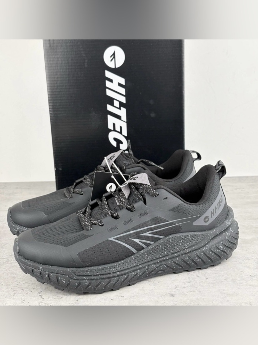 Hi-Tec Sneakers Men's Black Breathable Trail Hiking Shoes Sz 8 New In Box